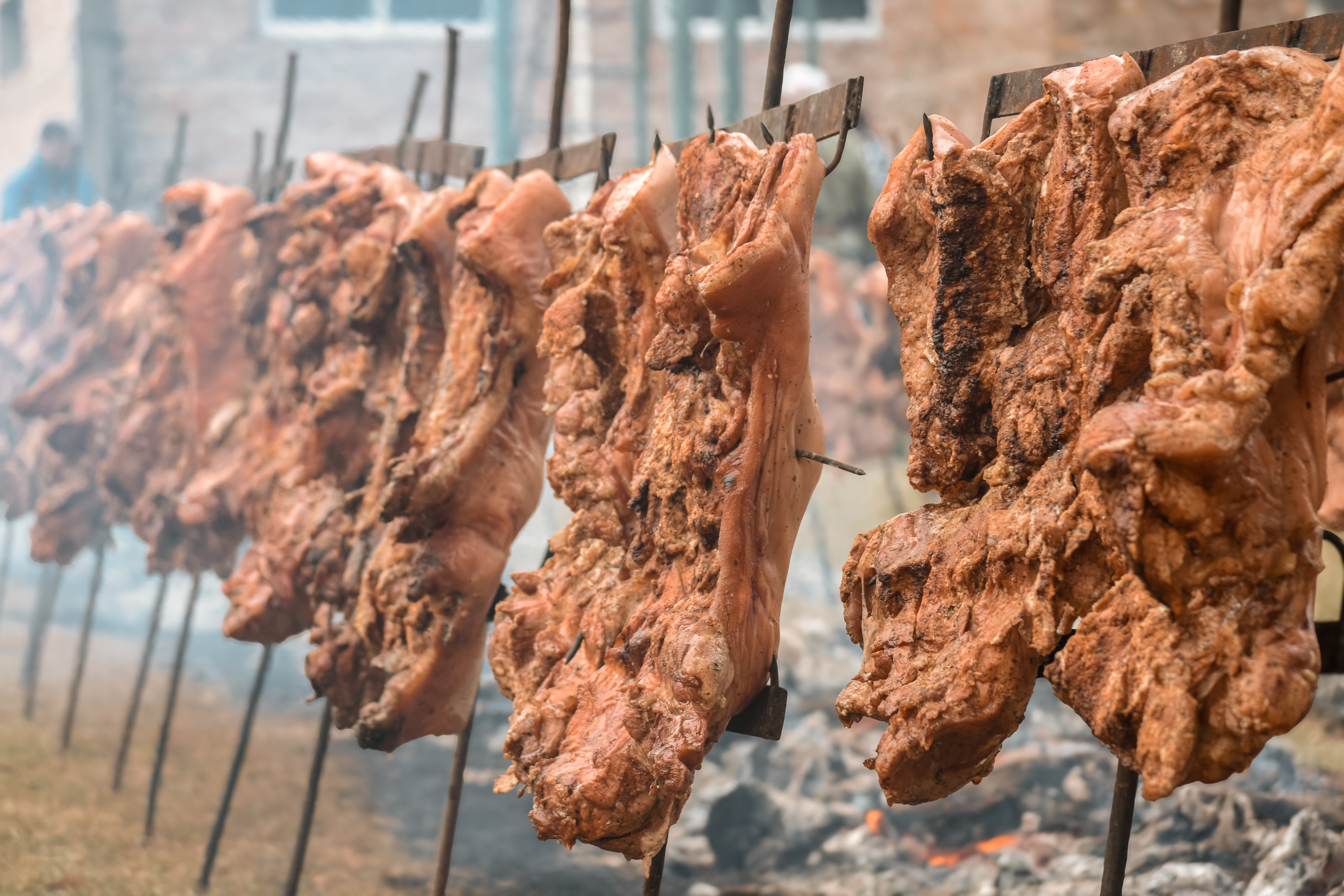 La Comuna de Llambi Campbell y la ASSAL destacaron el trabajo conjunto para garantizar la seguridad alimentaria en la Fiesta Provincial del Cerdo a la Estaca